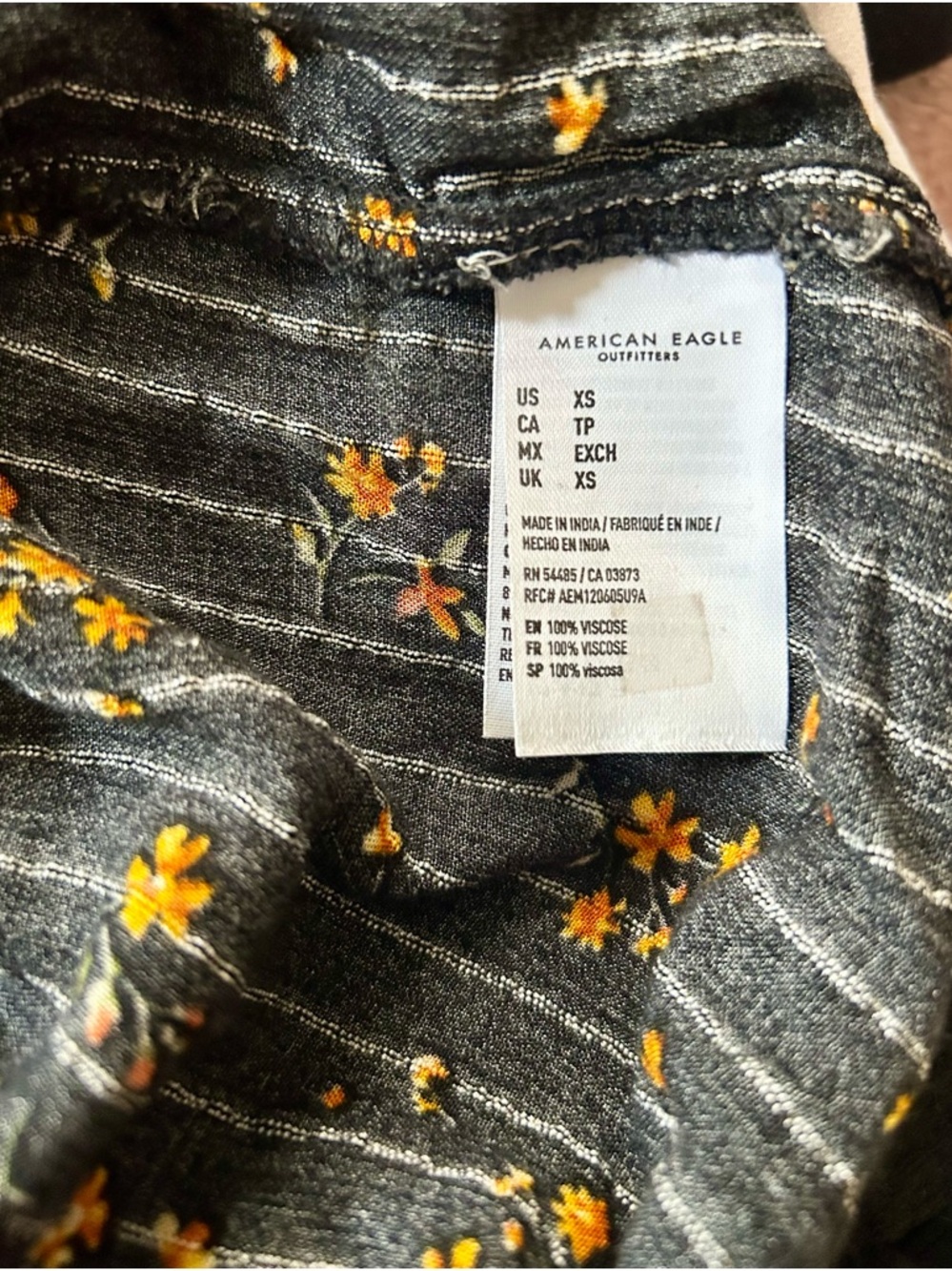 American Eagle Black Floral Button Front Mini Dress XS Short Sleeve V-Necklaces - Picture 5 of 6